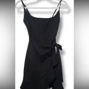Lucy in the Sky Elegant Black mini Dress
